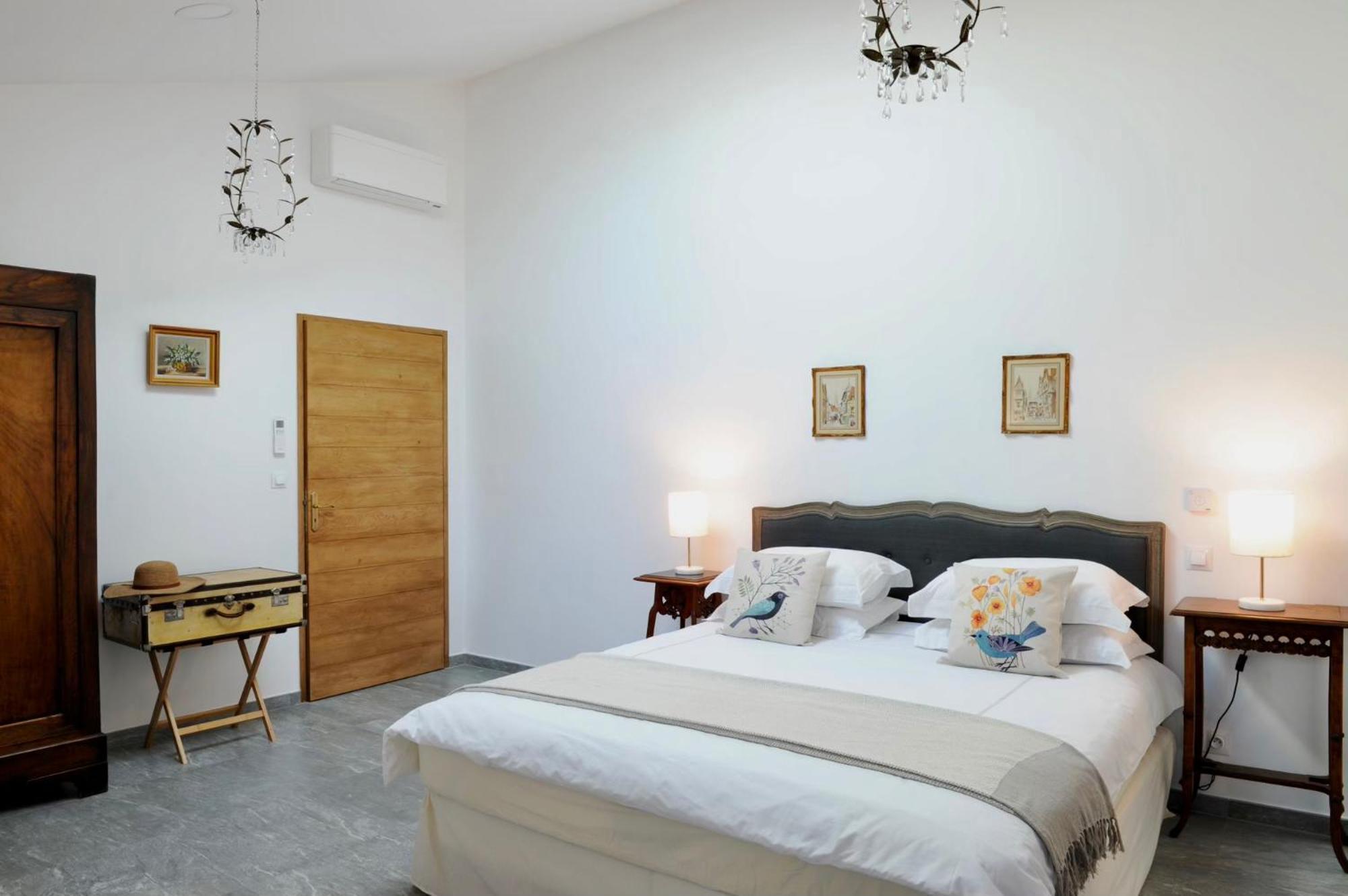 Bed and Breakfast Domaine De La Brave Pernes-les-Fontaines Camera foto