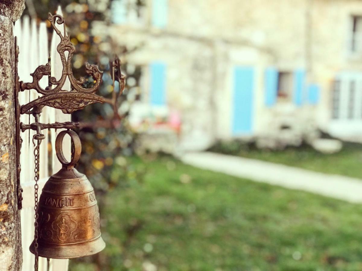 Bed and Breakfast Domaine De La Brave Pernes-les-Fontaines Esterno foto